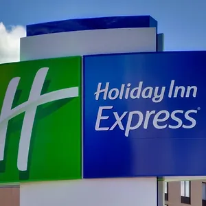 hotel-holiday-express-suites-bronx-nyc-an-ihg.us-newyorkcity.com/