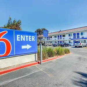 motel-6-stockton-charter-way-west.bestsacramentohotels.com/